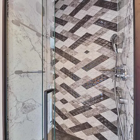 Sky Pool Penthouse With A Huge Heated Private Pool