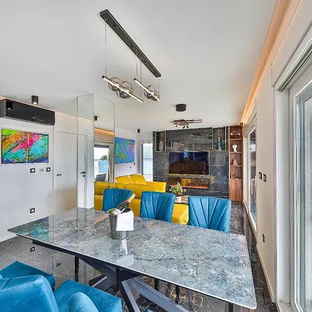 Sky Pool Penthouse With A Huge Heated Private Pool * Split