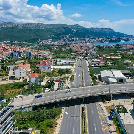 Sky Pool Penthouse With A Huge Heated Private Pool
